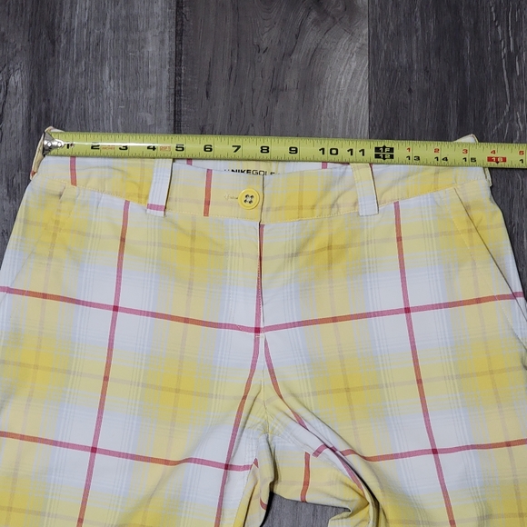 Nike Dri Fit Golf Bermuda Plaid Shorts - Picture 7 of 11